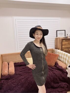 Metallic Gold/Charcoal Zip-Front Long Sleeve Dress